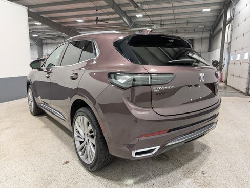 Used 2024 Buick Envision Avenir image 5
