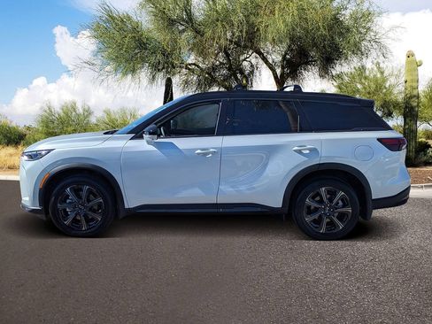 Certified 2026 INFINITI QX60 Autograph w/ Dark Cargo Package AWD/4WD image 2