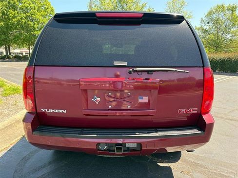 Used 2007 GMC Yukon SLT w/ SLT Preferred Equipment Group AWD/4WD image 5