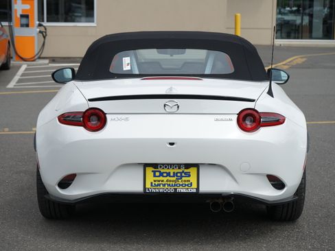 New 2026 MAZDA MX-5 Miata Club w/ Brembo/BBS Recaro Package RWD image 5