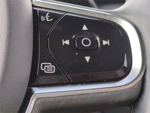 Certified 2023 Volvo XC90 T8 Ultimate w/ Protection Package Premier image 24