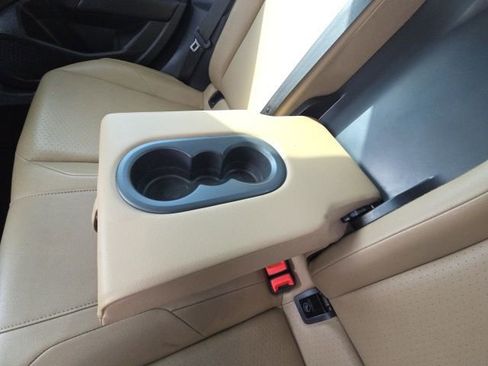 Used 2019 Volkswagen Jetta SEL image 15