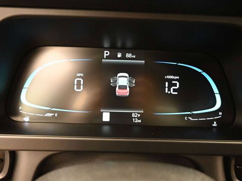 New 2026 Hyundai Elantra SEL Sport FWD image 21