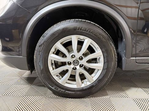 Used 2019 Nissan Rogue SV AWD/4WD image 26