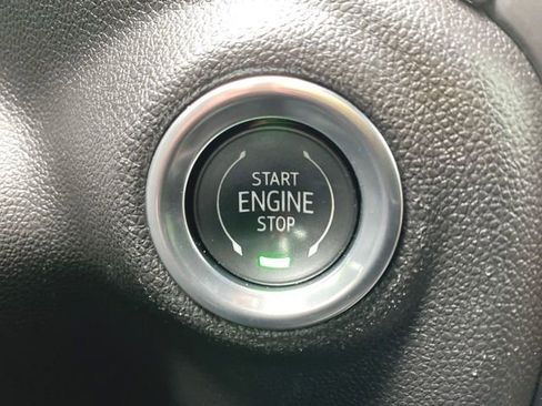 Used 2020 Chevrolet Silverado 1500 High Country w/ Technology Package AWD/4WD image 17