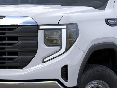 New 2026 GMC Sierra 1500 Pro image 10
