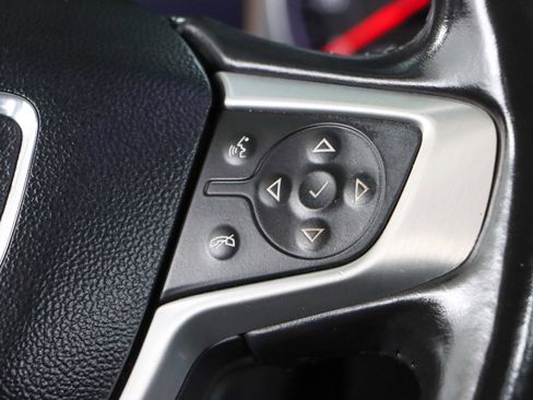 Used 2020 GMC Terrain SLT image 14