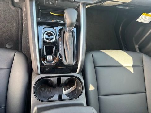 New 2026 Chevrolet Colorado LT w/ LT Convenience Package AWD/4WD image 23