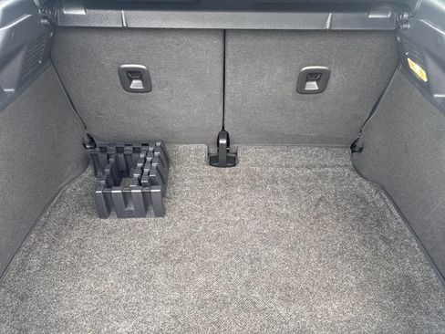 Used 2014 Volkswagen Beetle R-Line image 7