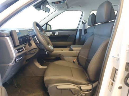 New 2026 Hyundai Santa Fe SE FWD image 9