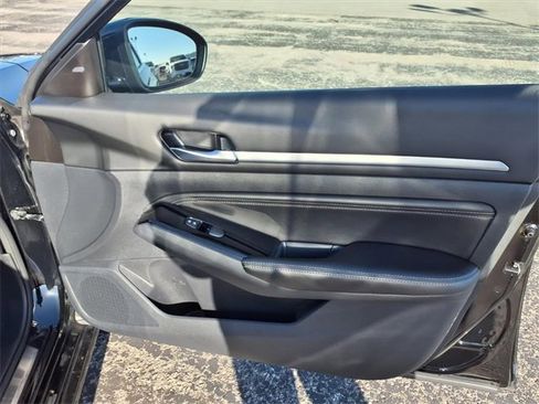 Used 2023 Nissan Altima 2.5 SL image 78