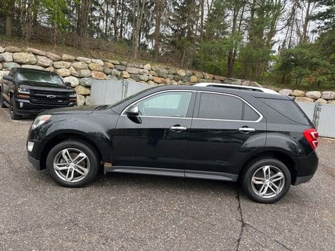 Used 2016 Chevrolet Equinox LTZ w/ Enhanced Convenience Package AWD/4WD image 2