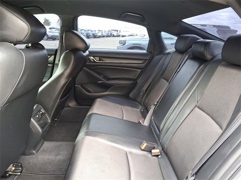 Used 2022 Honda Accord Sport image 10
