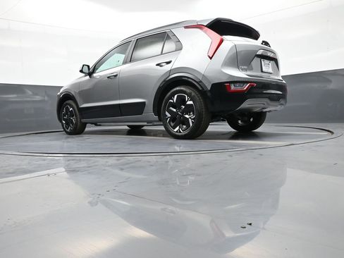 New 2025 Kia Niro Wave w/ Wave Preserve Package image 33