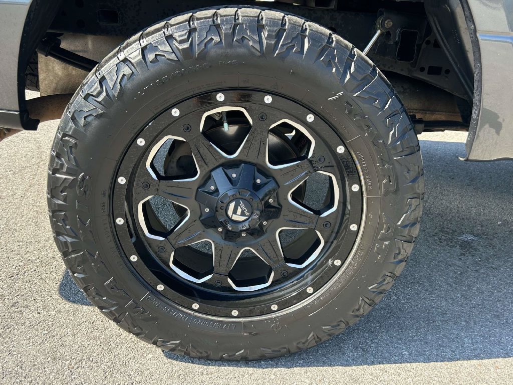 Used 2018 Ford F150 XLT w/ Equipment Group 302A Luxury AWD/4WD image 11