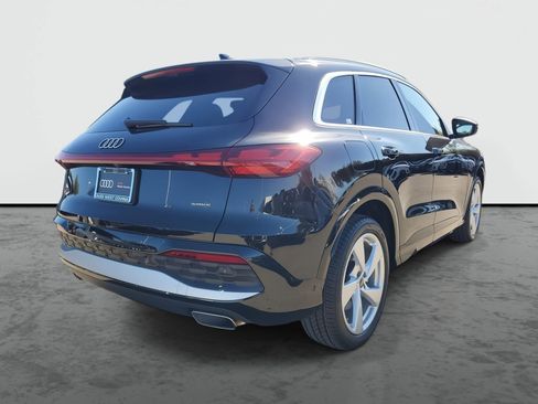 New 2025 Audi Q5 Prestige image 4