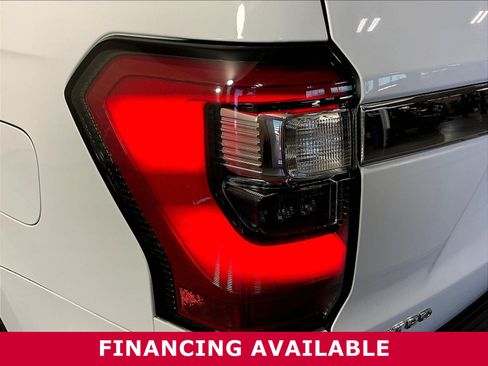 Used 2020 Ford Expedition Max Limited AWD/4WD image 23