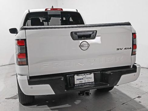 Used 2023 Nissan Frontier SV w/ SV Convenience Package AWD/4WD image 5