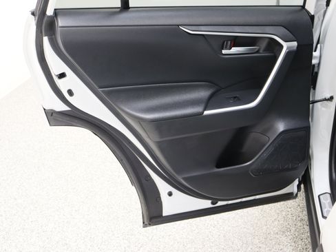 Certified 2025 Toyota RAV4 XLE Premium AWD/4WD image 26