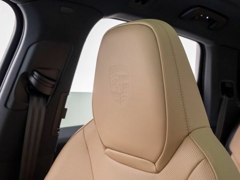 New 2026 Porsche Cayenne AWD/4WD image 29