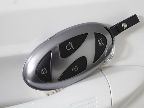 New 2025 Hyundai Tucson SEL FWD image 14
