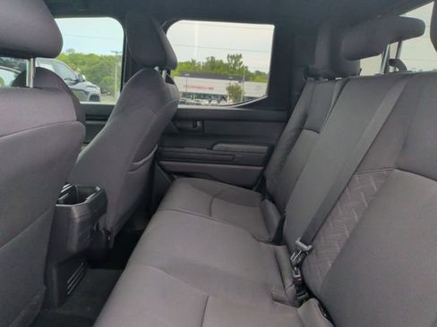 Used 2024 Toyota Tacoma SR5 w/ SR5 Upgrade Package AWD/4WD image 30