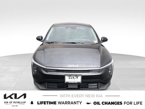 New 2026 Kia K4 FWD image 2