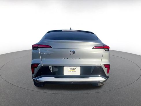 Used 2025 Buick Envista Sport Touring image 12