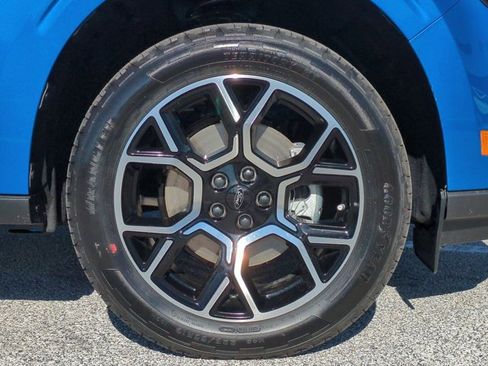 New 2026 Ford Maverick Lariat image 11