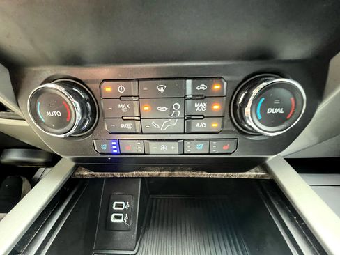 Used 2019 Ford F350 Lariat w/ Lariat Ultimate Package image 24