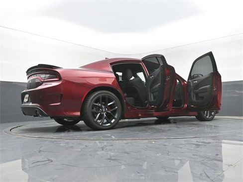Used 2023 Dodge Charger R/T w/ Blacktop Package image 58