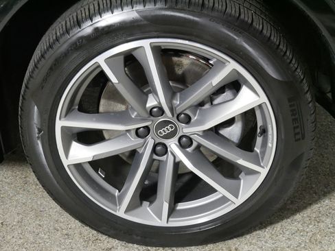 Used 2024 Audi Q3 2.0T Premium Plus image 15