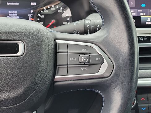 Used 2022 Jeep Compass Latitude w/ Convenience Group image 23