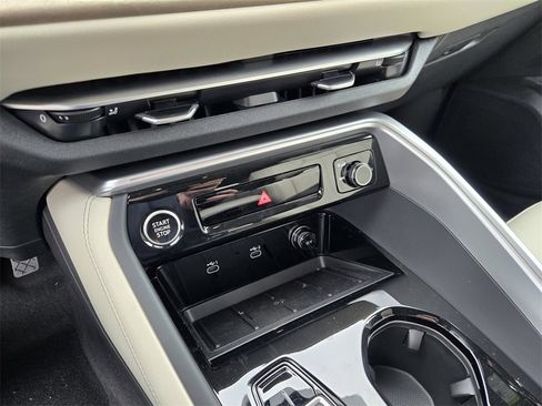 New 2025 Audi Q5 Premium image 22