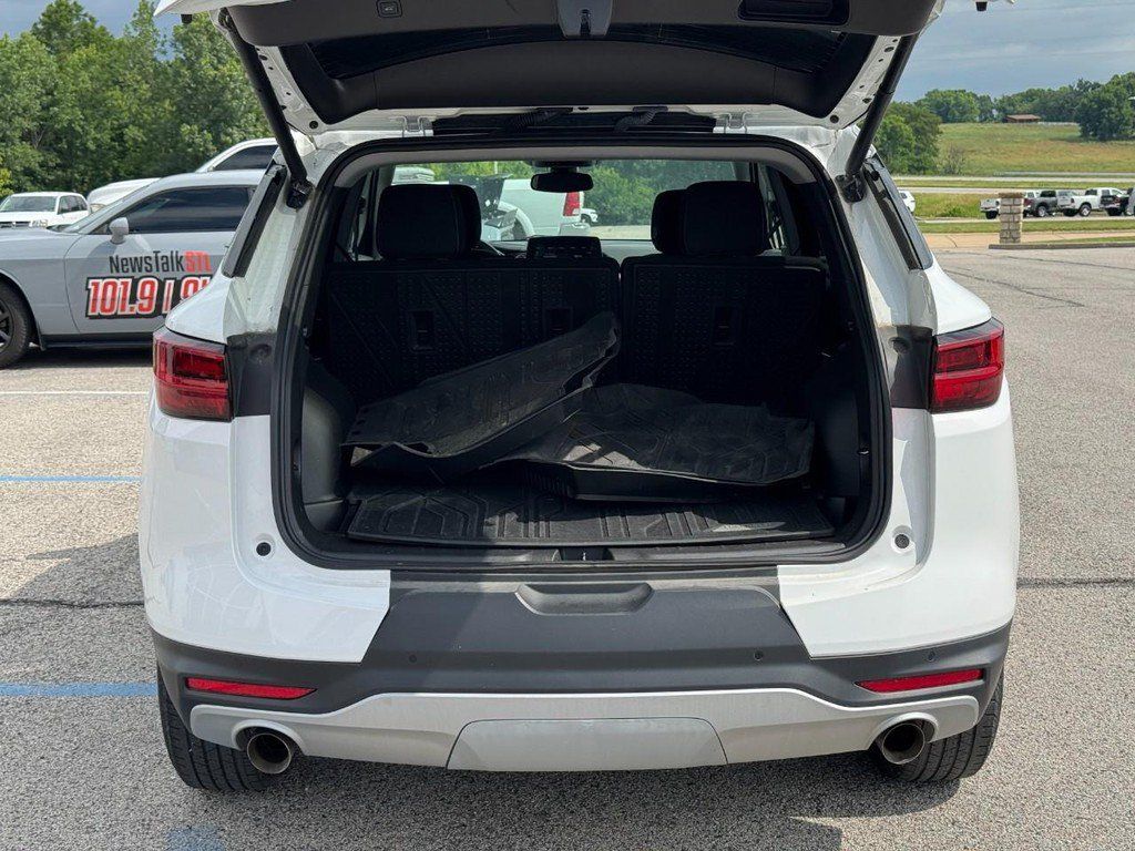 Used 2024 Chevrolet Blazer LT w/ Convenience Package FWD image 7
