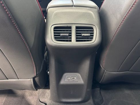Used 2023 Buick Envision Essence w/ Sport Touring Package AWD/4WD image 40