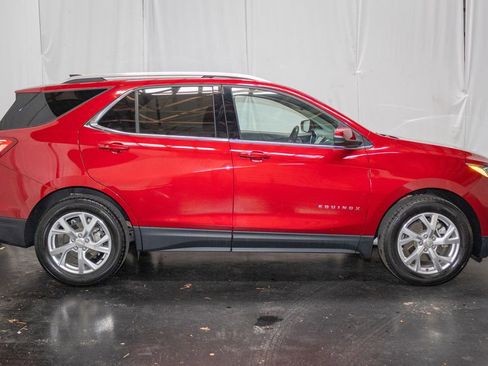 Used 2019 Chevrolet Equinox LT image 4