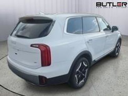 Used 2025 Kia Telluride S