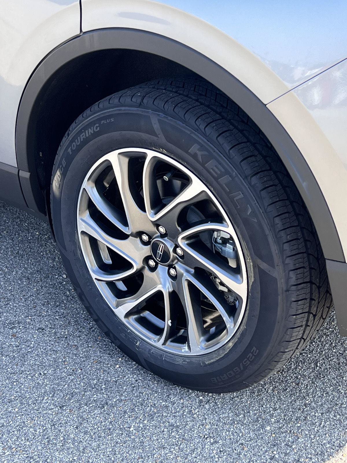 Used 2022 Lincoln Corsair FWD w/ Equipment Group 101A image 40