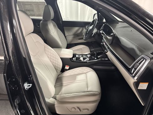 New 2025 Kia Sorento SX Prestige image 33