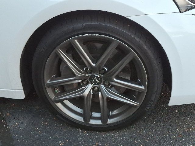 Used 2020 Lexus IS 300 F Sport AWD/4WD image 4