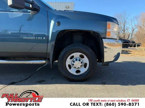 Used 2009 Chevrolet Silverado 2500 W/T w/ Snow Plow Prep Package image 28