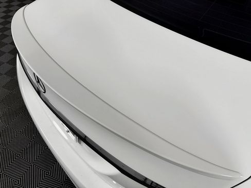 Used 2015 Mercedes-Benz C 300 Sedan image 11