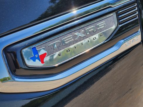 Used 2021 GMC Sierra 1500 SLT RWD image 28