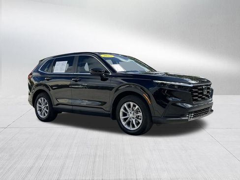 Used 2025 Honda CR-V EX image 3