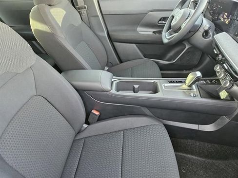 Used 2026 Nissan Kicks S image 10