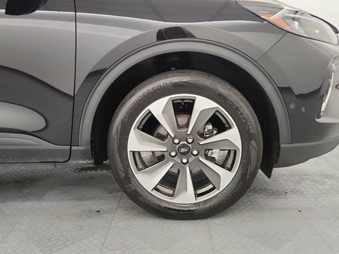 Used 2023 Ford Escape Platinum w/ Premium Technology Package AWD/4WD image 25