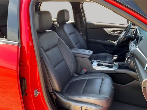 Used 2022 Chevrolet Blazer LT w/ Midnight/Sport Edition FWD image 9