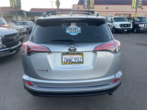 Used 2017 Toyota RAV4 LE w/ Carpet Mat Package image 4