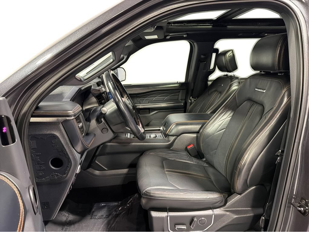 Used 2022 Ford Expedition Max Platinum AWD/4WD image 7